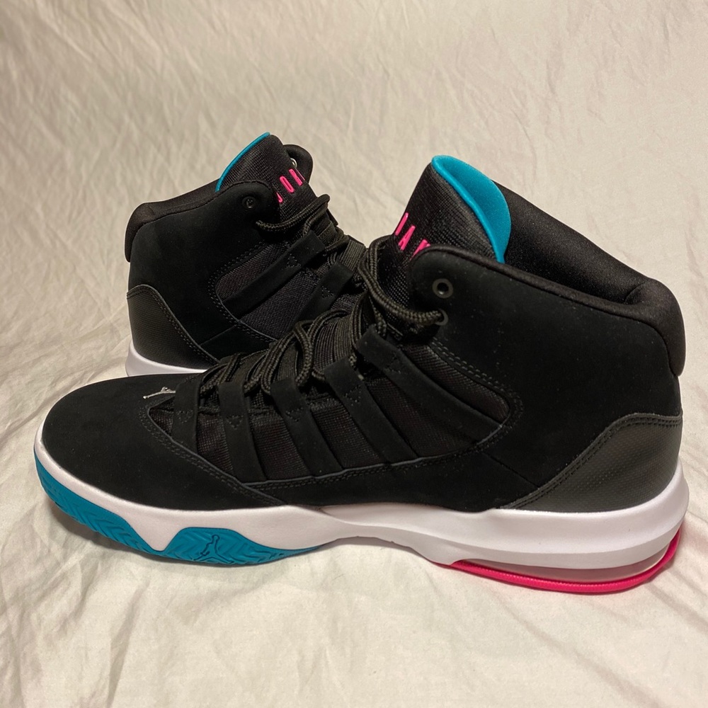 COPY - Jordan Max Aura